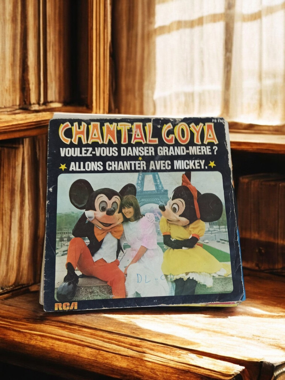 Vinyle 45 tours Chantal Goya RCA ancien Mickey rétro vintage disque pop