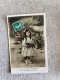 Carte postale 1er Avril fillette poisson timbre CPA illustrée ancienne