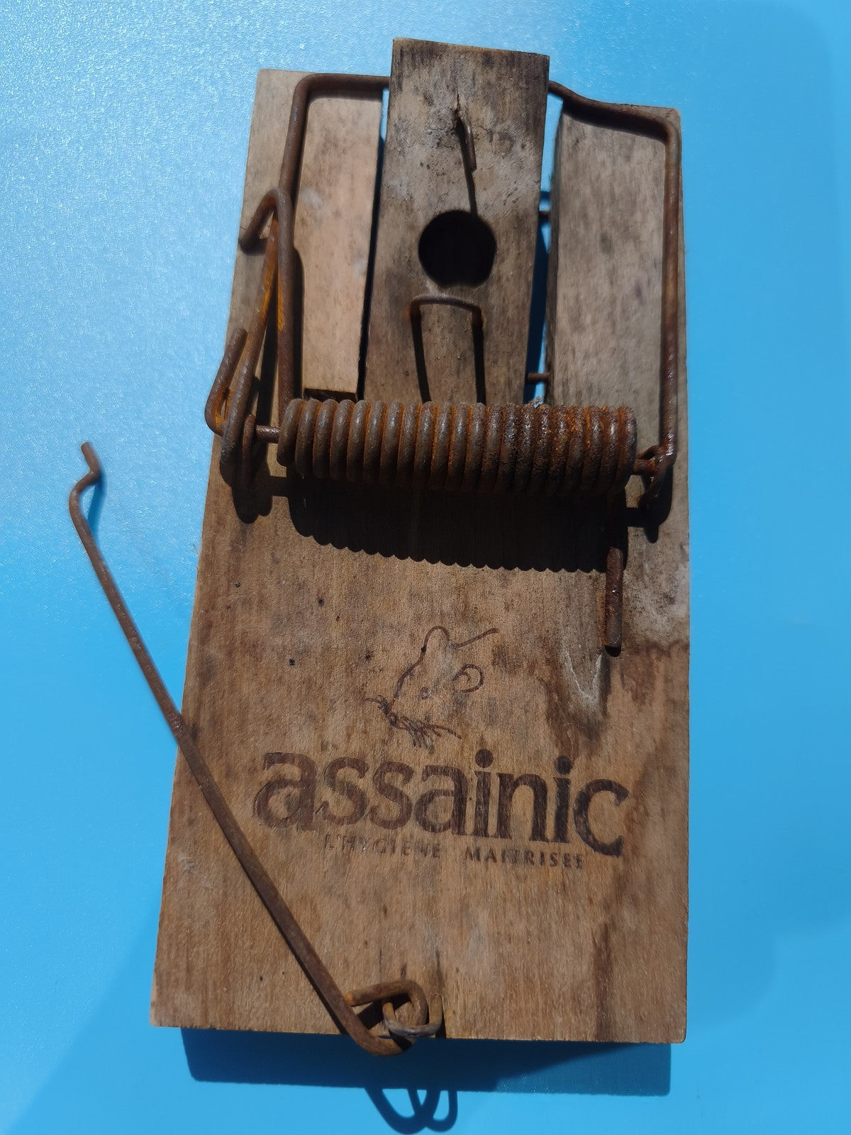 Ancien piège à souris bois assainic rouillé curiosité vintage déco collection