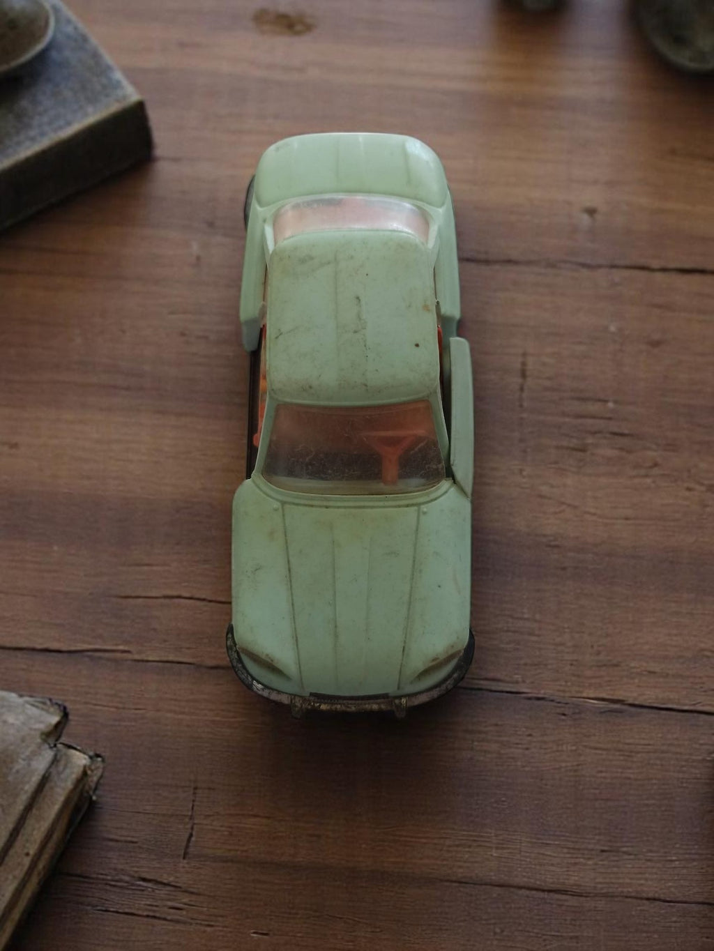 Voiture miniature Norev Panhard métal vert clair vintage ancien modèle
