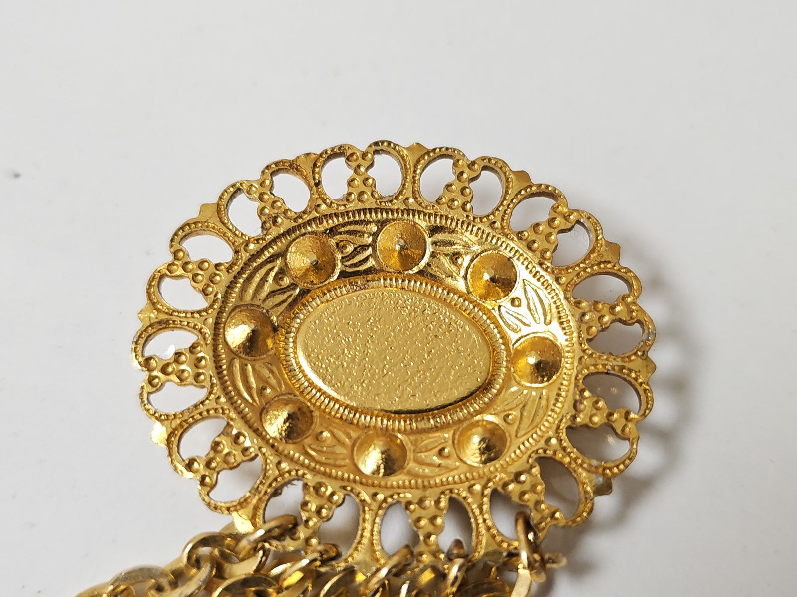 Pendentif rétro ancien fantaisie vintage, bijou original pour collection ou cade