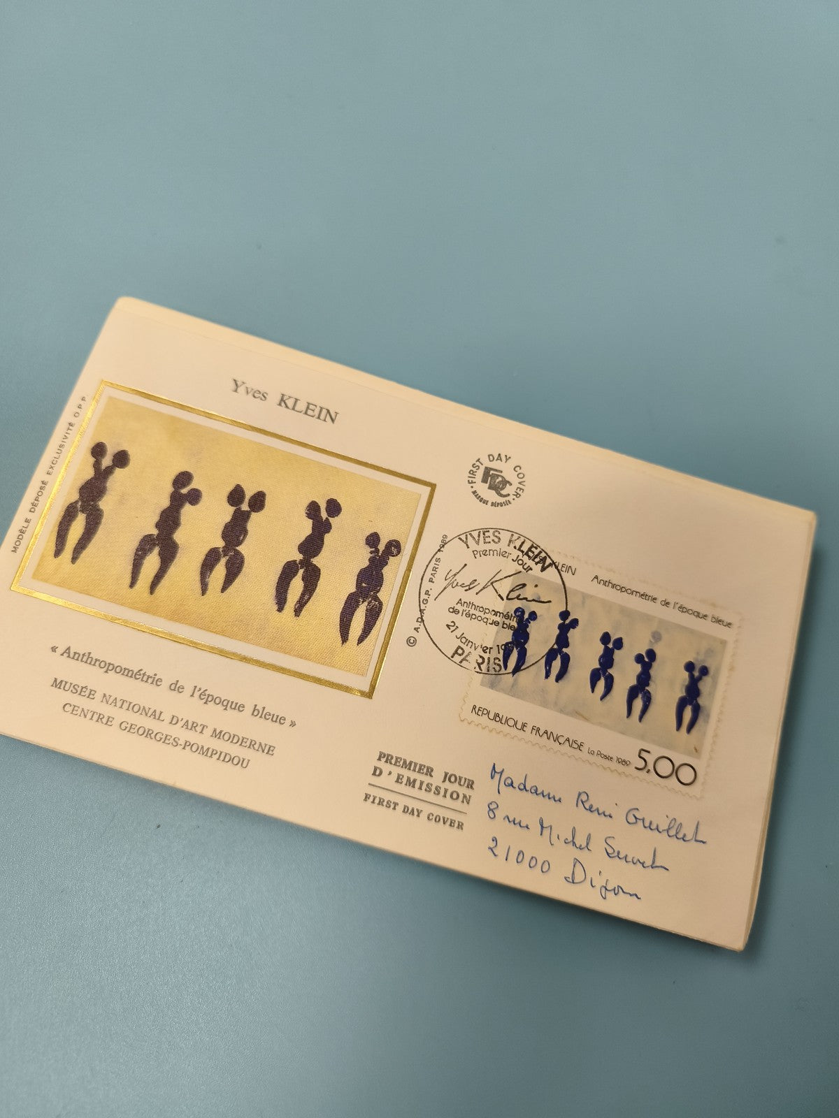 Enveloppe FDC premier jour d?émission Yves Klein motif bleu Anthropométrie