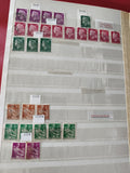 Lot de timbres Marianne de Cheffer et Moissonneuse France, divers formats couleu