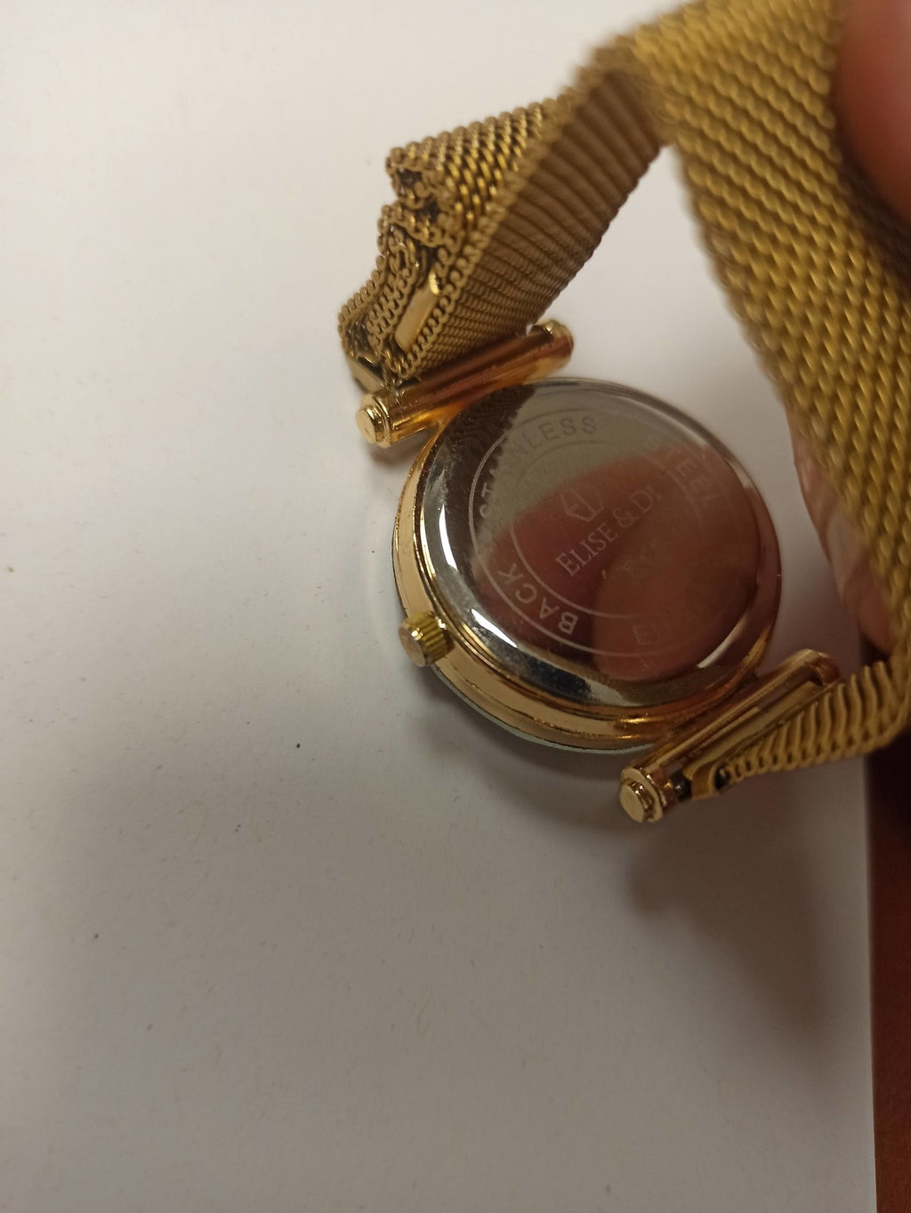 Montre femme Elise & Di dorée vintage, bracelet maille milanaise quartz