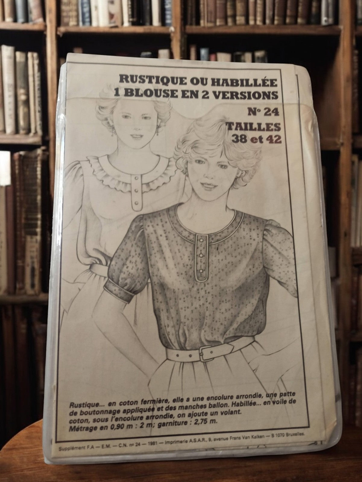 Patron couture vintage blouse N°24 1981, rétro 2 versions, tailles 38 42 ancien