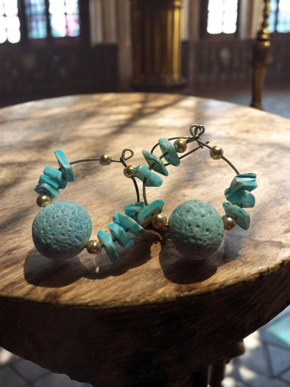 Boucles d’oreilles vintage années 70 turquoise perles dorées rétro