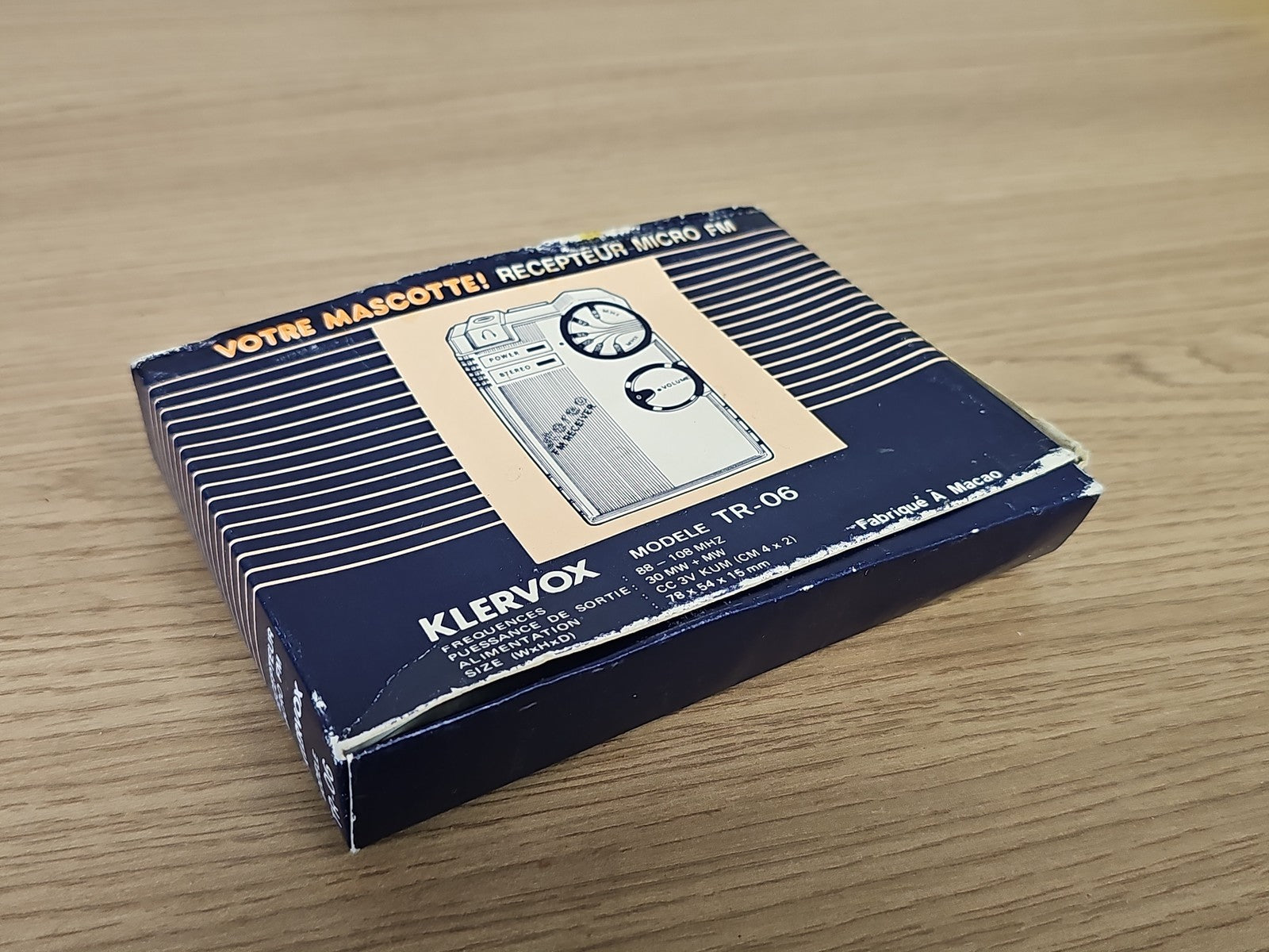 Radio de poche vintage Klervox TR-06 années 80 récepteur FM stéréo rétro