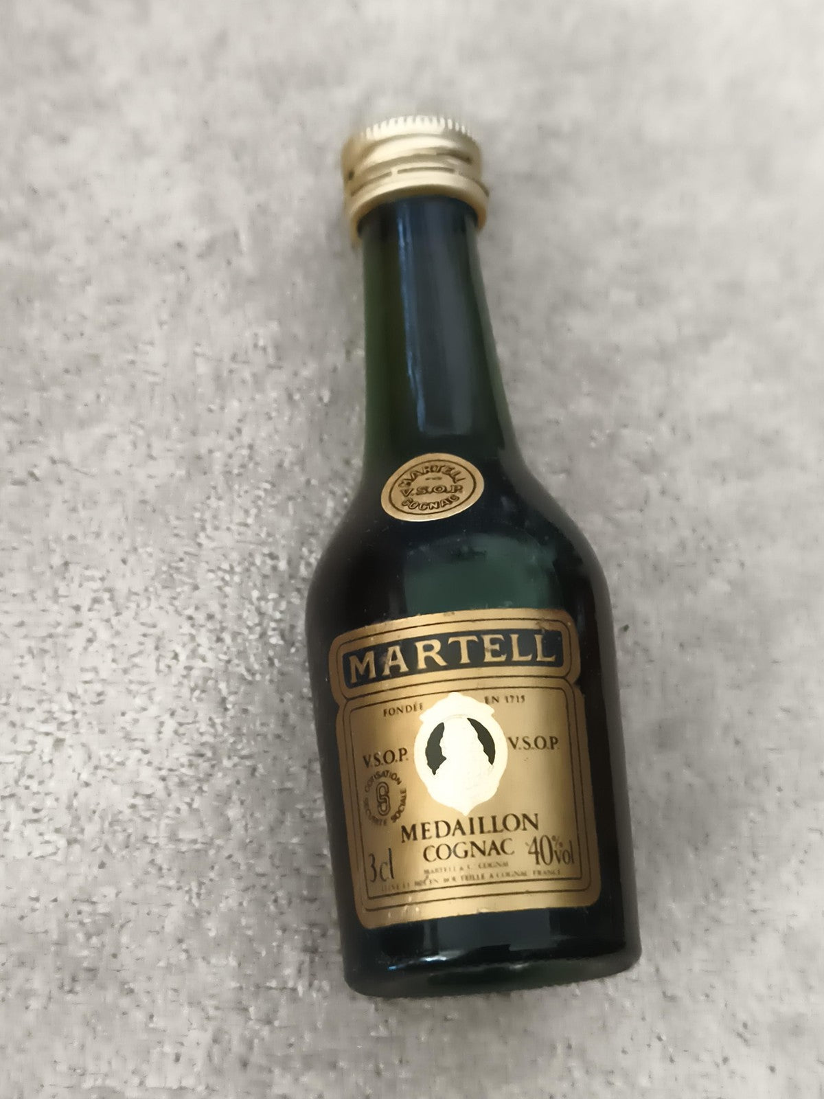 Mini bouteille Martell Médaillon Cognac VSOP 3cl 40% miniature alcool