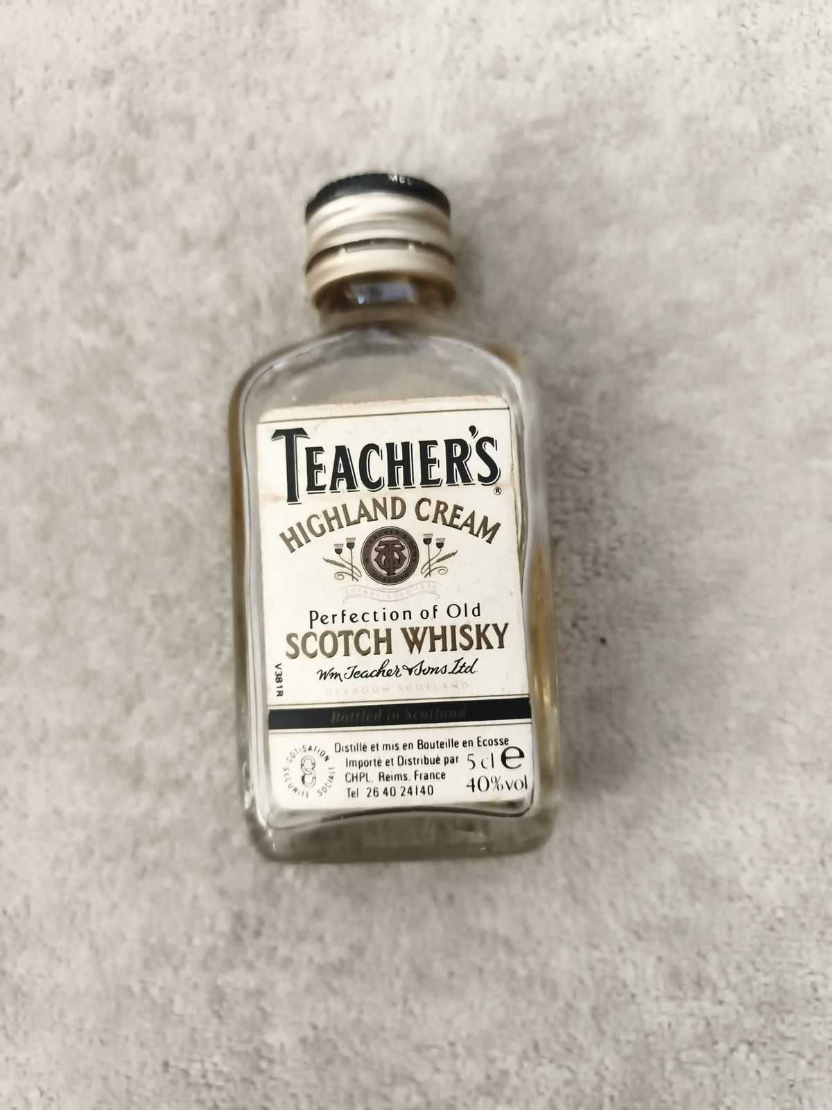 Miniature whisky Teacher's Highland Cream 5cl bouteille partiellement remplie