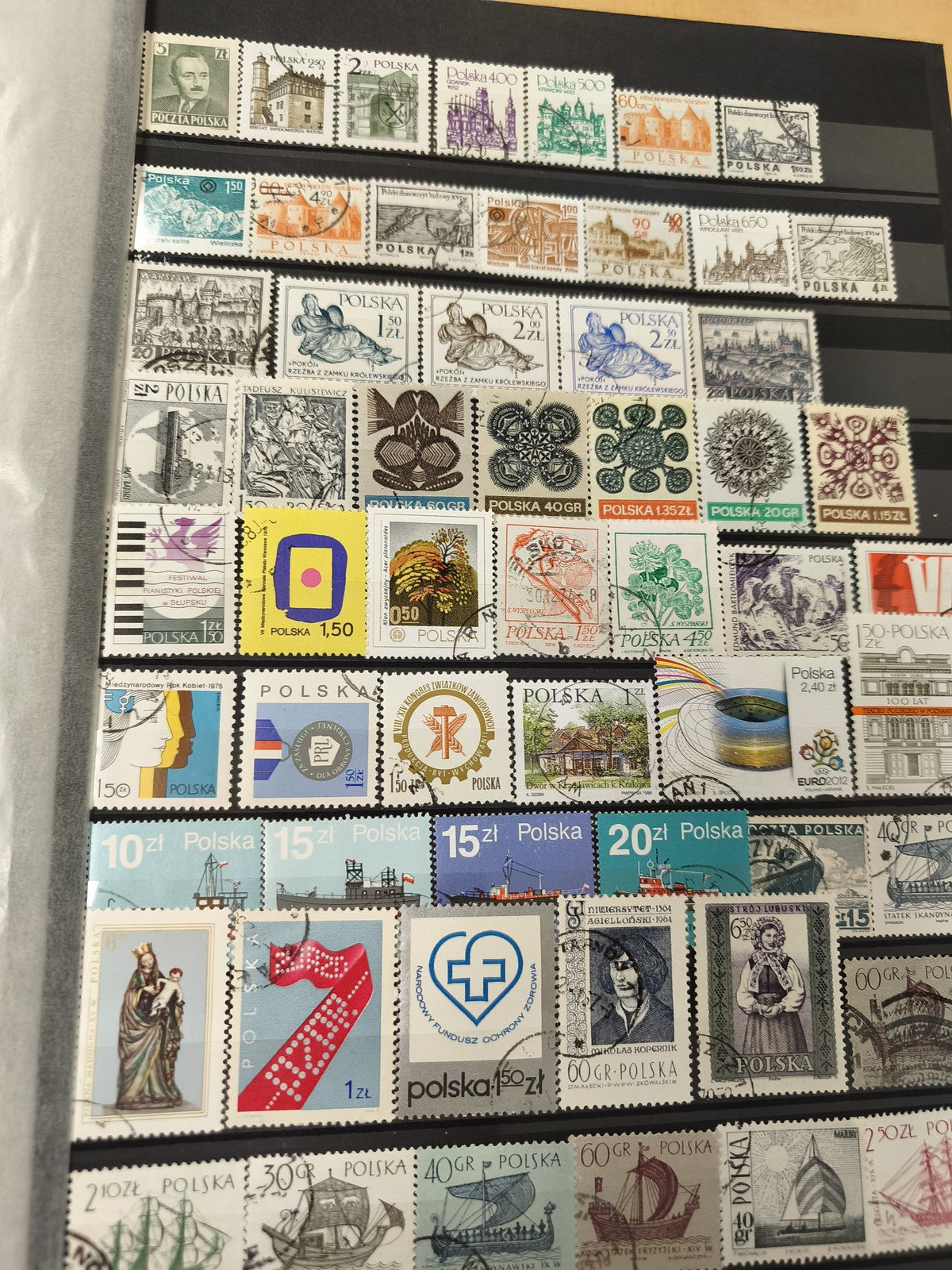 Lot de timbres poste Pologne multicolores variés oblitérés et neufs philatélie