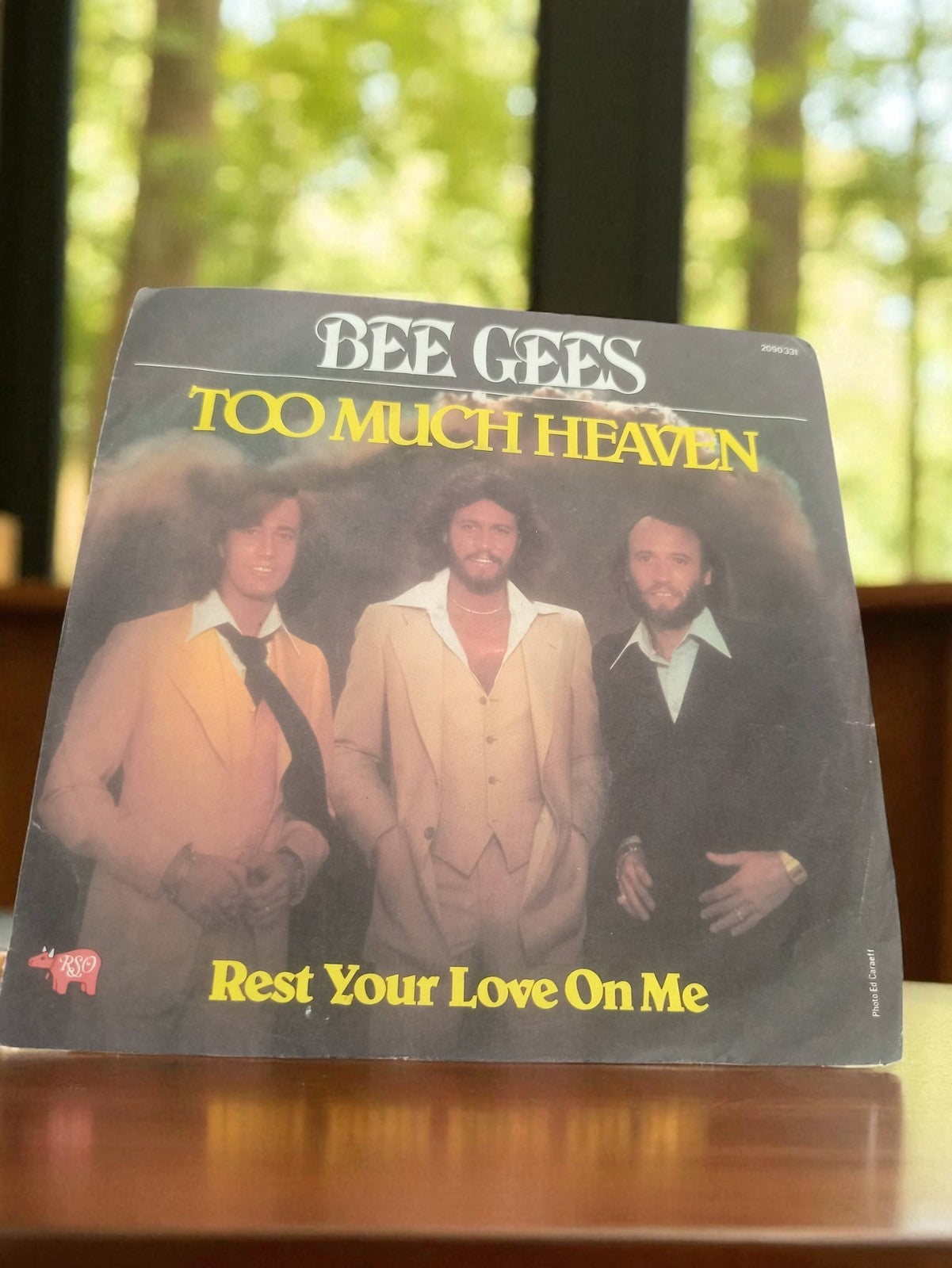 45 tours Bee Gees vintage Too Much Heaven RSO pochette rétro années 70