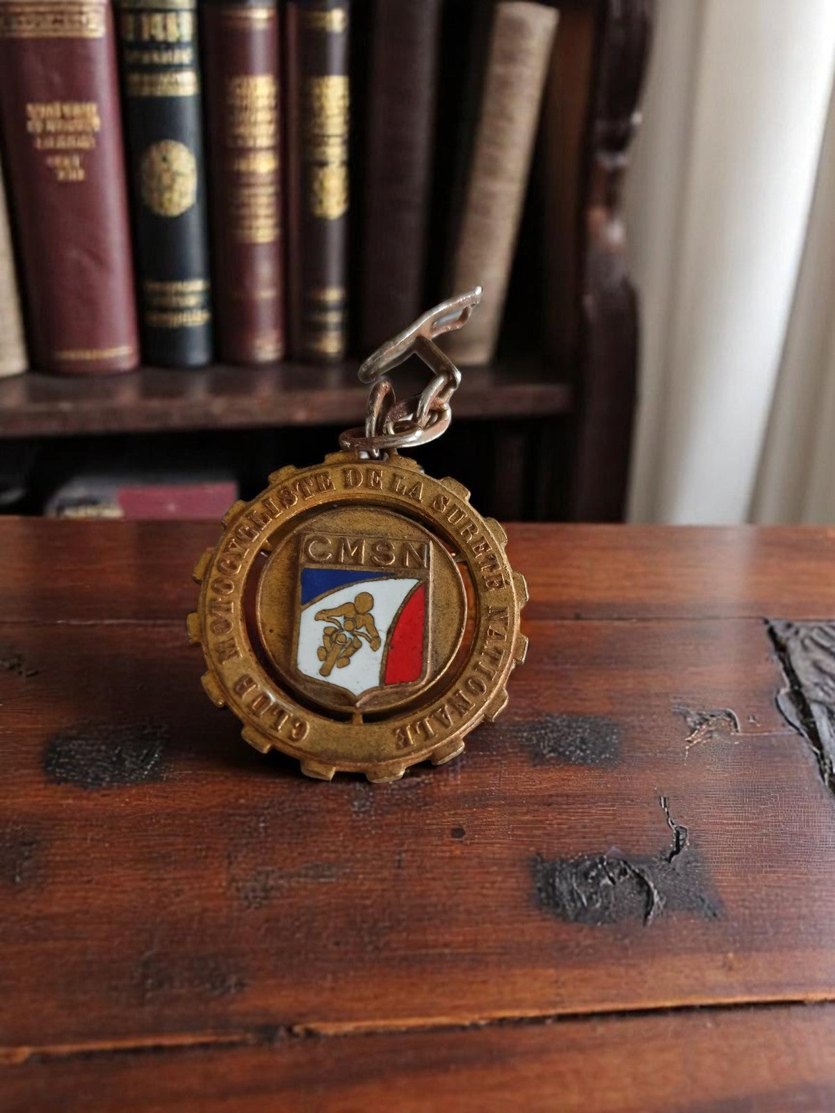 Médaille Club Motocycliste Sûreté Nationale vintage émaillée CMSN France