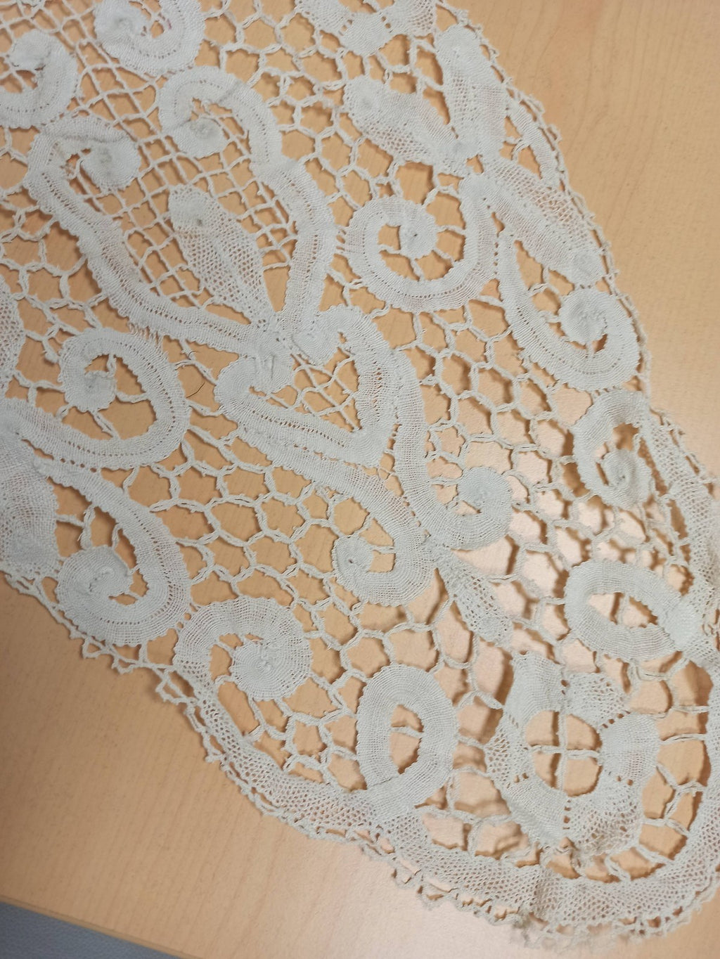 Set de table ancien vintage brodé dentelle crochet fin XIXe, rare, France