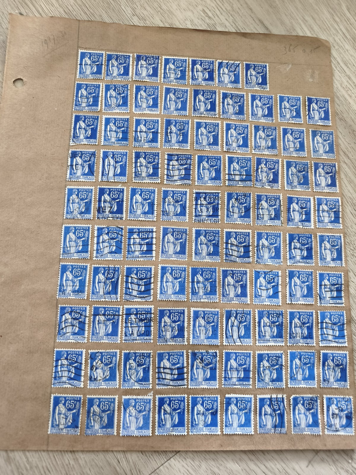 Gros lot timbres anciens Marianne bleus 65c oblitérés étude philatélie France