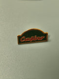 Vintage pin's casino vert doré lettrage rouge collection ancien badge