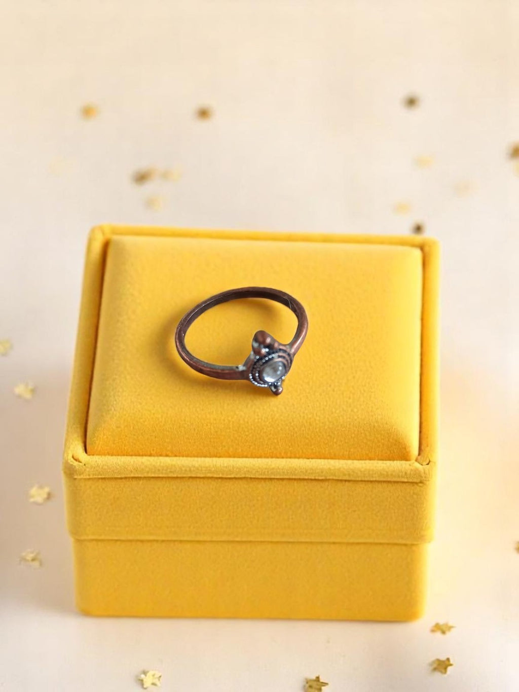 Bague fantaisie vintage, anneau brun cabochon perle, rétro taille 54