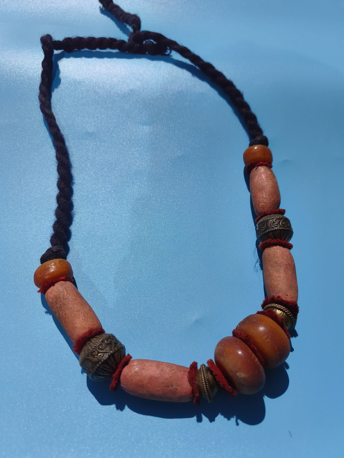 Vintage bakelite and red coral necklace, ethnic beads, large model