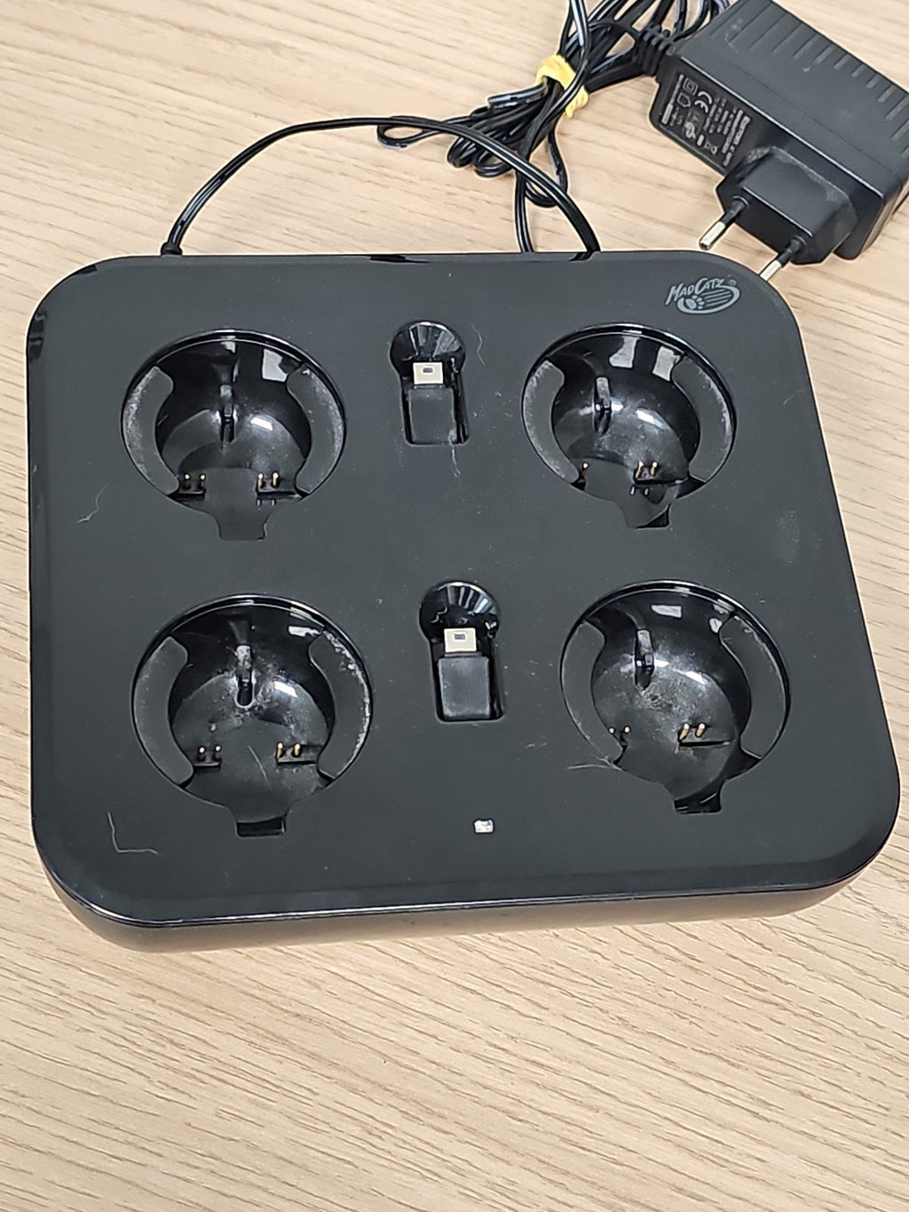 Station de charge MadCatz noire vintage PS Move PlayStation rétro accessoire
