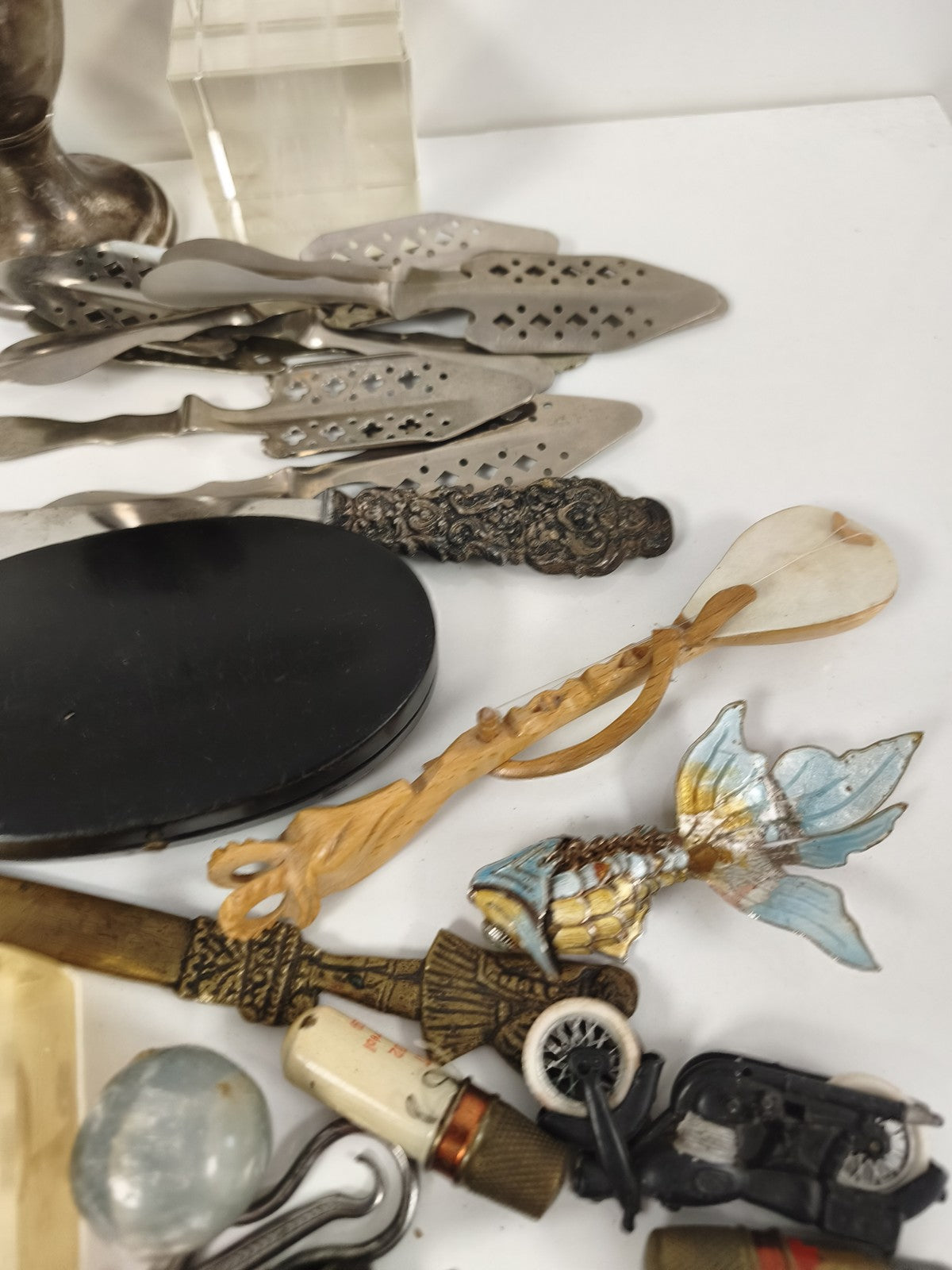 Gros lot objets anciens à trier vintage, bibelots, accessoires déco, vrac