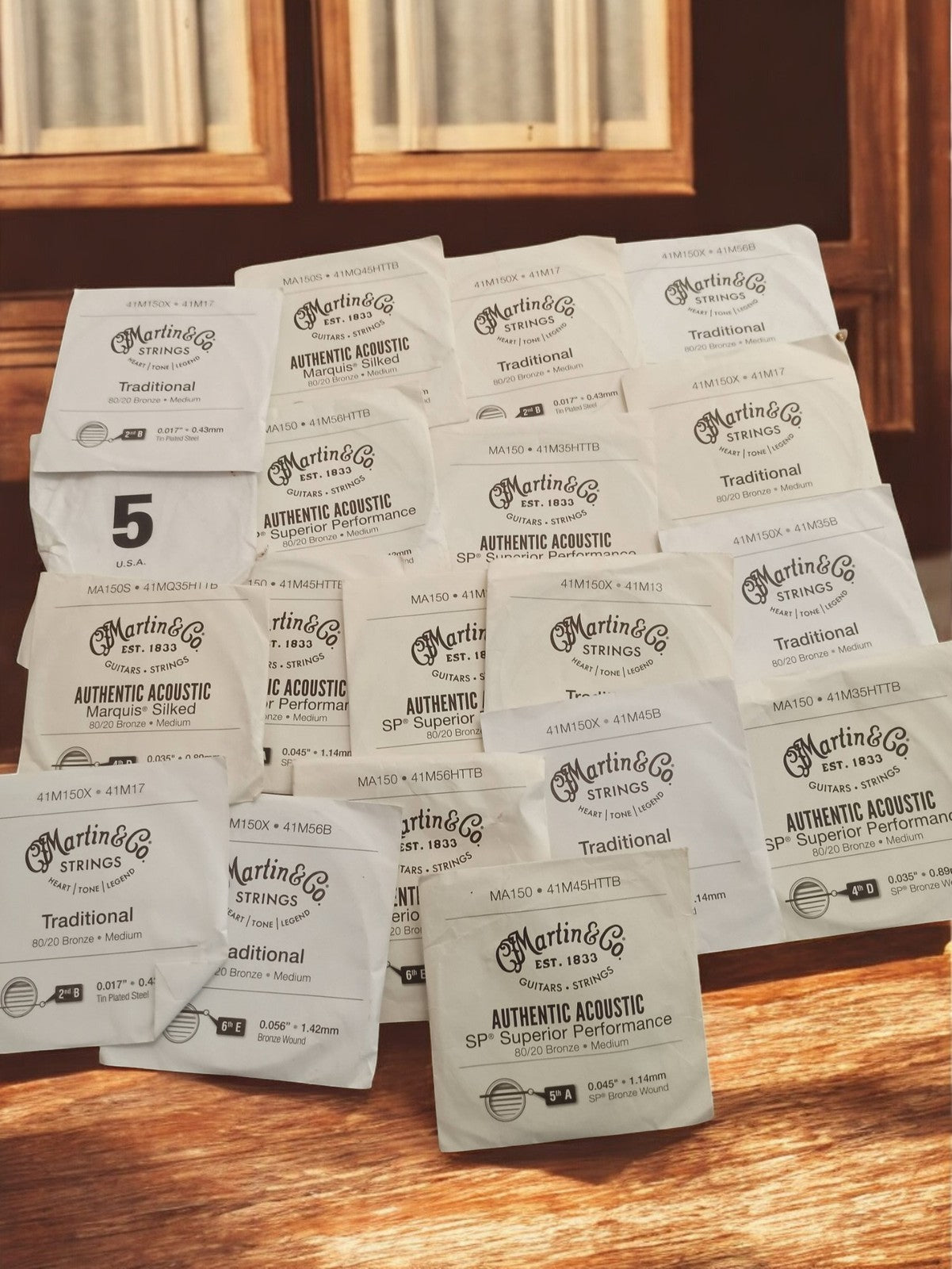 Lot cordes guitare Martin & Co anciennes Authentic Acoustic 80/20 bronze
