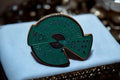 Pin's Tokyo Disneyland MicroAdventure 14th Anniversary vert – badge vintage rare