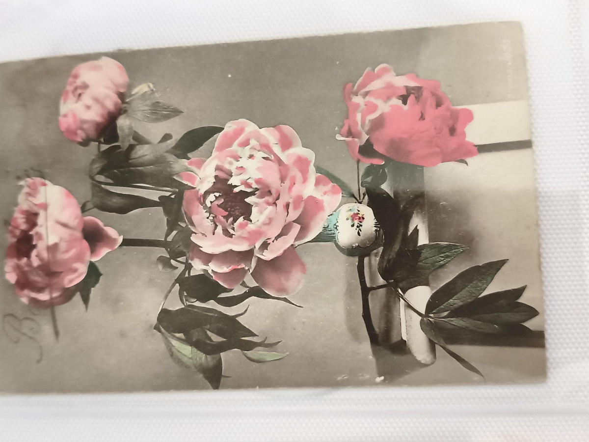 Carte postale ancienne fleurs pivoine vase décor peint CPA vintage