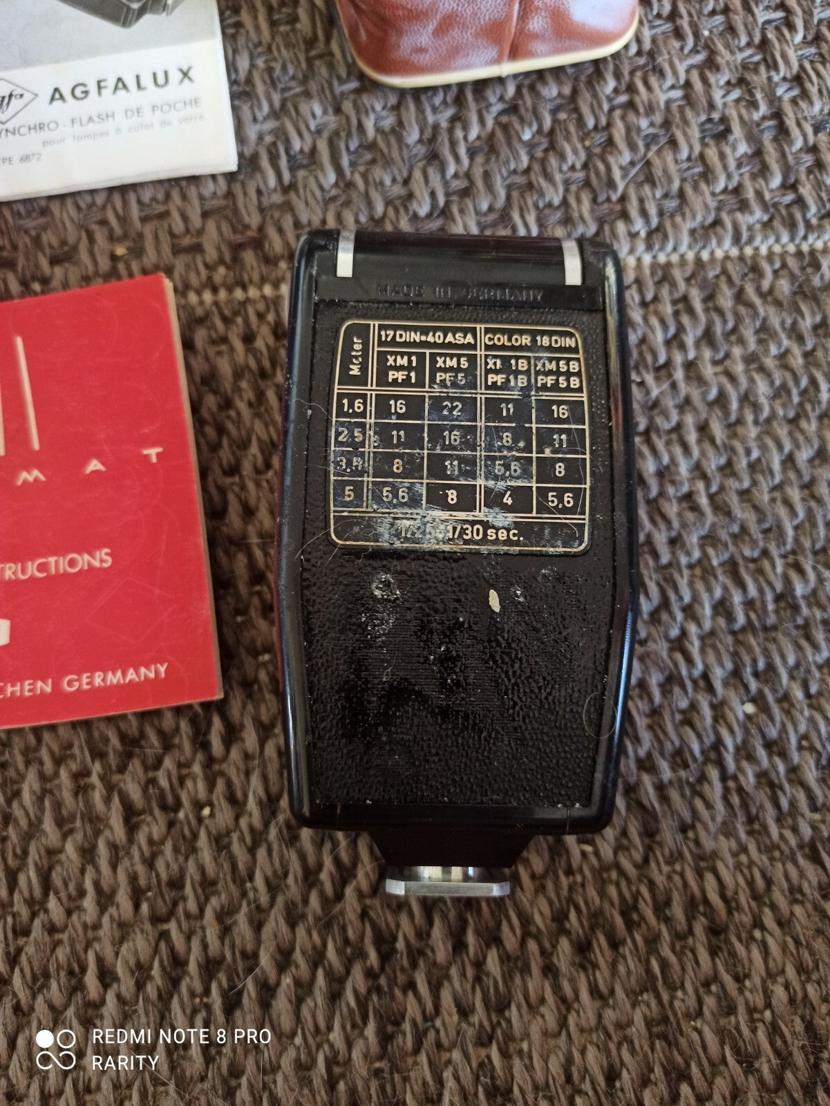 Flash photo Agfa Agfalux vintage avec étui marron et boîte d'origine
