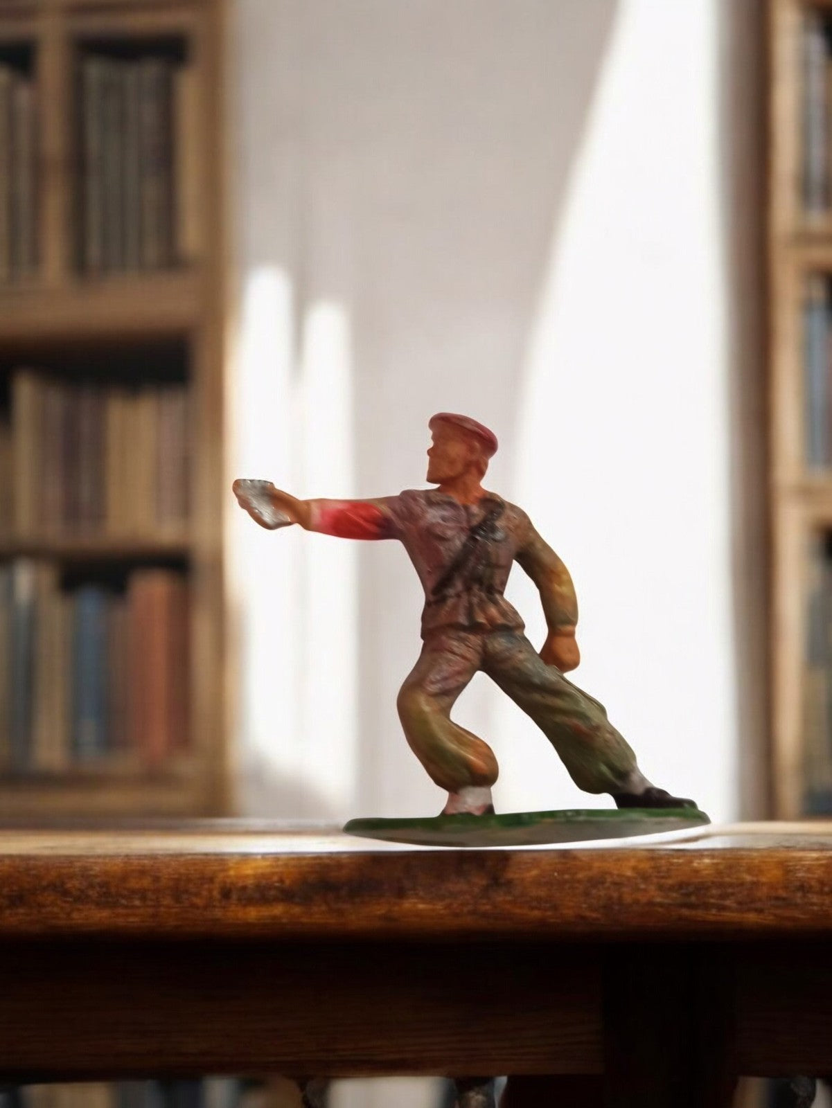 Figurine soldat Starlux vintage, statuette militaire rétro, ancien jouet déco