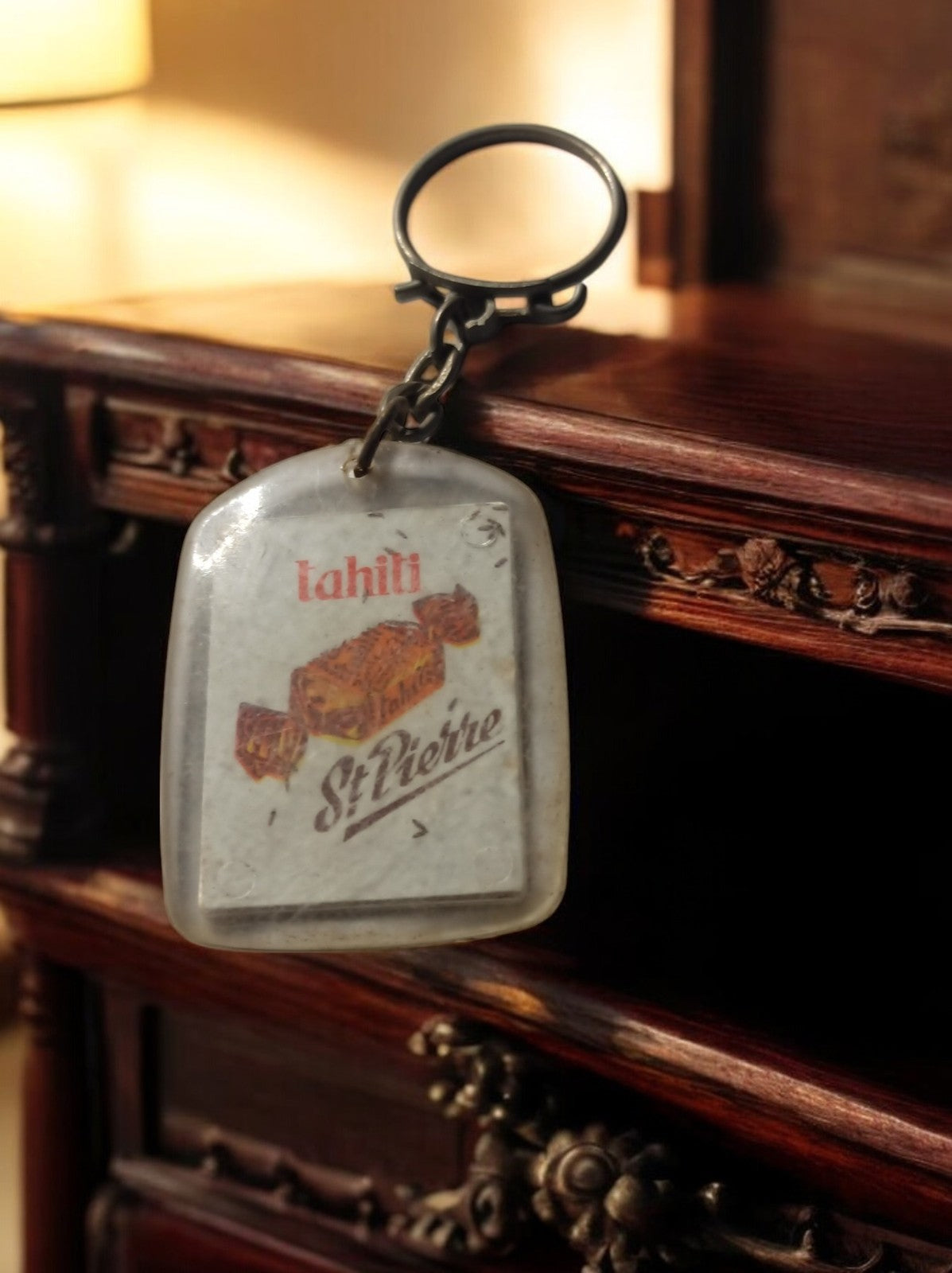 Porte-clés vintage publicitaire Tahiti St Pierre chocolat, rectangulaire, années