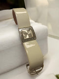 Montre femme Guess vintage rétro cadran strass beige, accessoire ancien