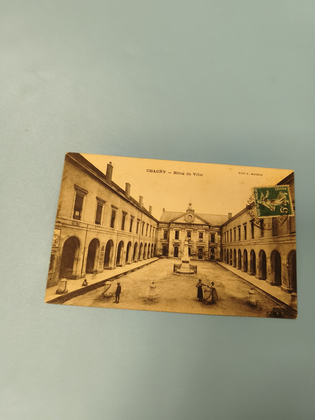 Carte postale ancienne CHAGNY Hôtel de Ville CPA, vue animée, timbre d?époque