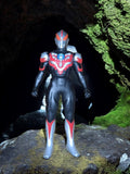Figurine Ultraman Bandai Héros 42 noir rouge argent Japon tokusatsu neuf