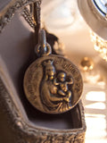 Médaille religieuse ancienne Vierge à l'Enfant aspect bronze vintage catholique