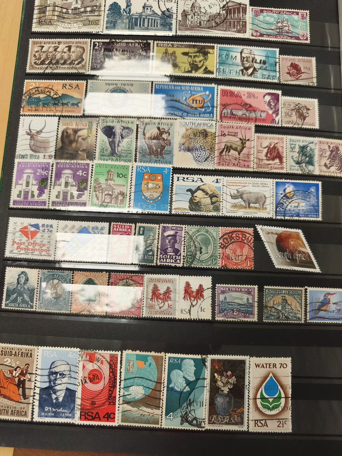 Lot de timbres d?Afrique du Sud, animaux et paysages, timbres oblitérés variés