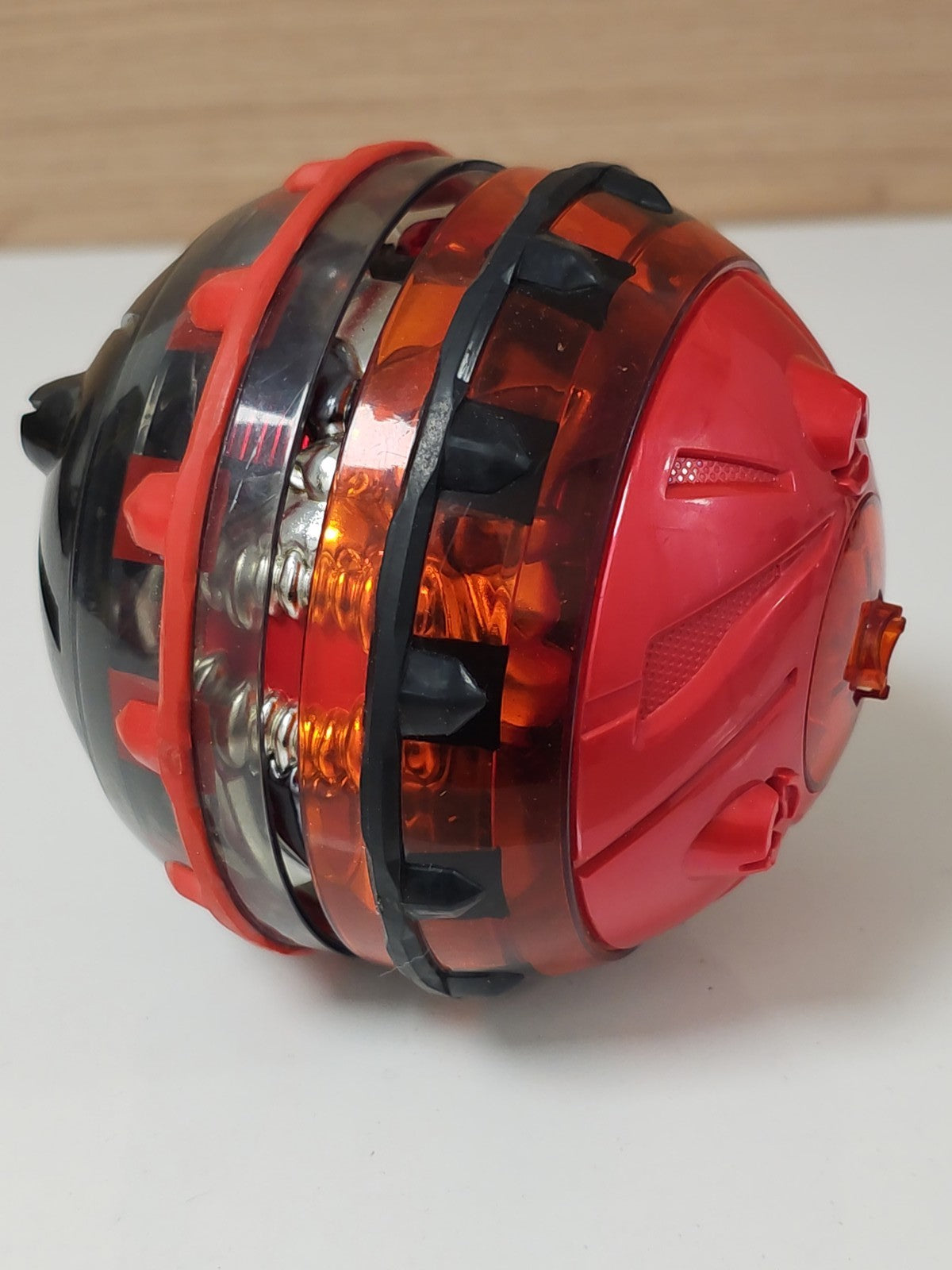 Silverlit Head Shotz Battle Ball Red Magma Man ? Jouet interactif combat enfant