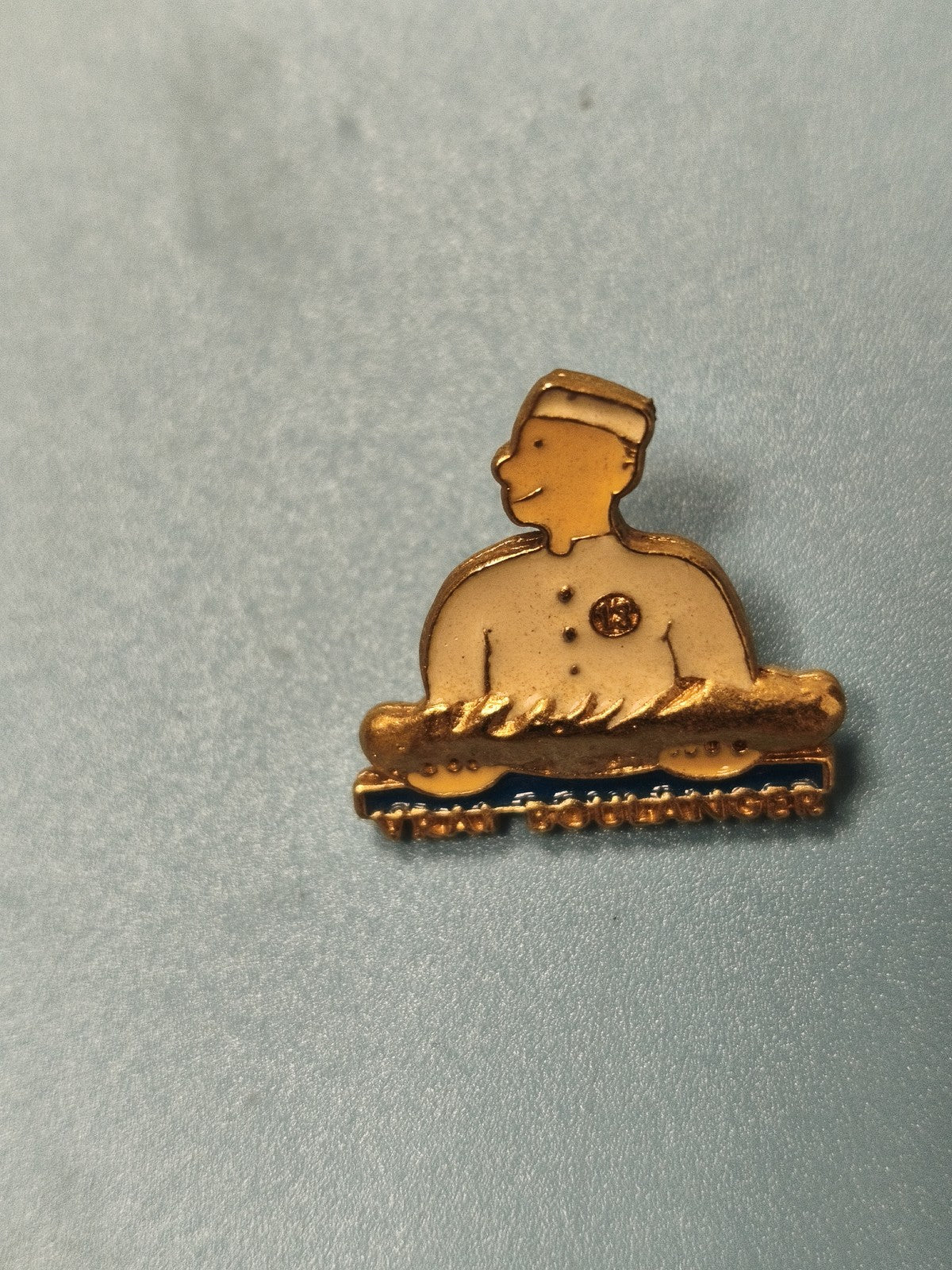 Vintage pin's boulanger doré ancien, personnage humoristique, collection métier