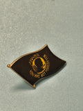 Vintage pin's POW MIA drapeau noir militaire commémoratif collection (Ref 18)