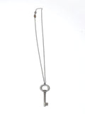 Collier pendentif signé Nomination, bijou d'occasion élégant pour femme