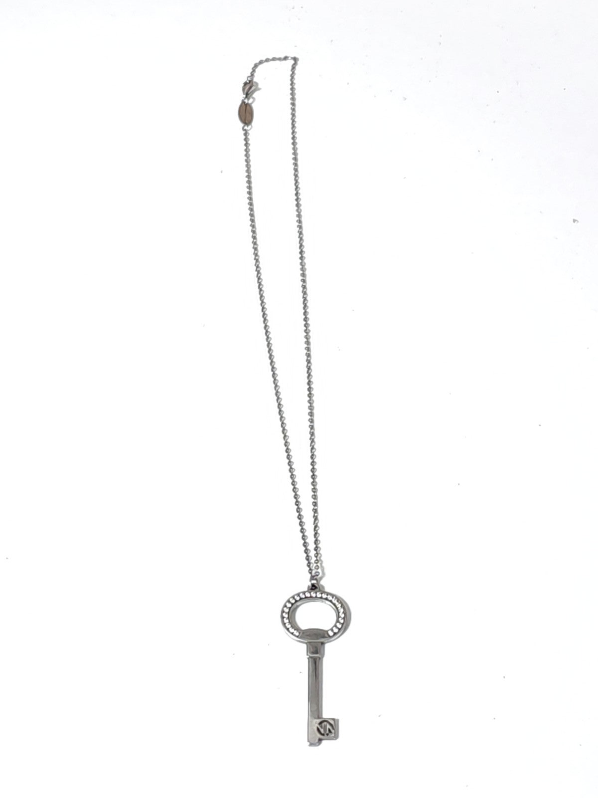 Collier pendentif signé Nomination, bijou d'occasion élégant pour femme