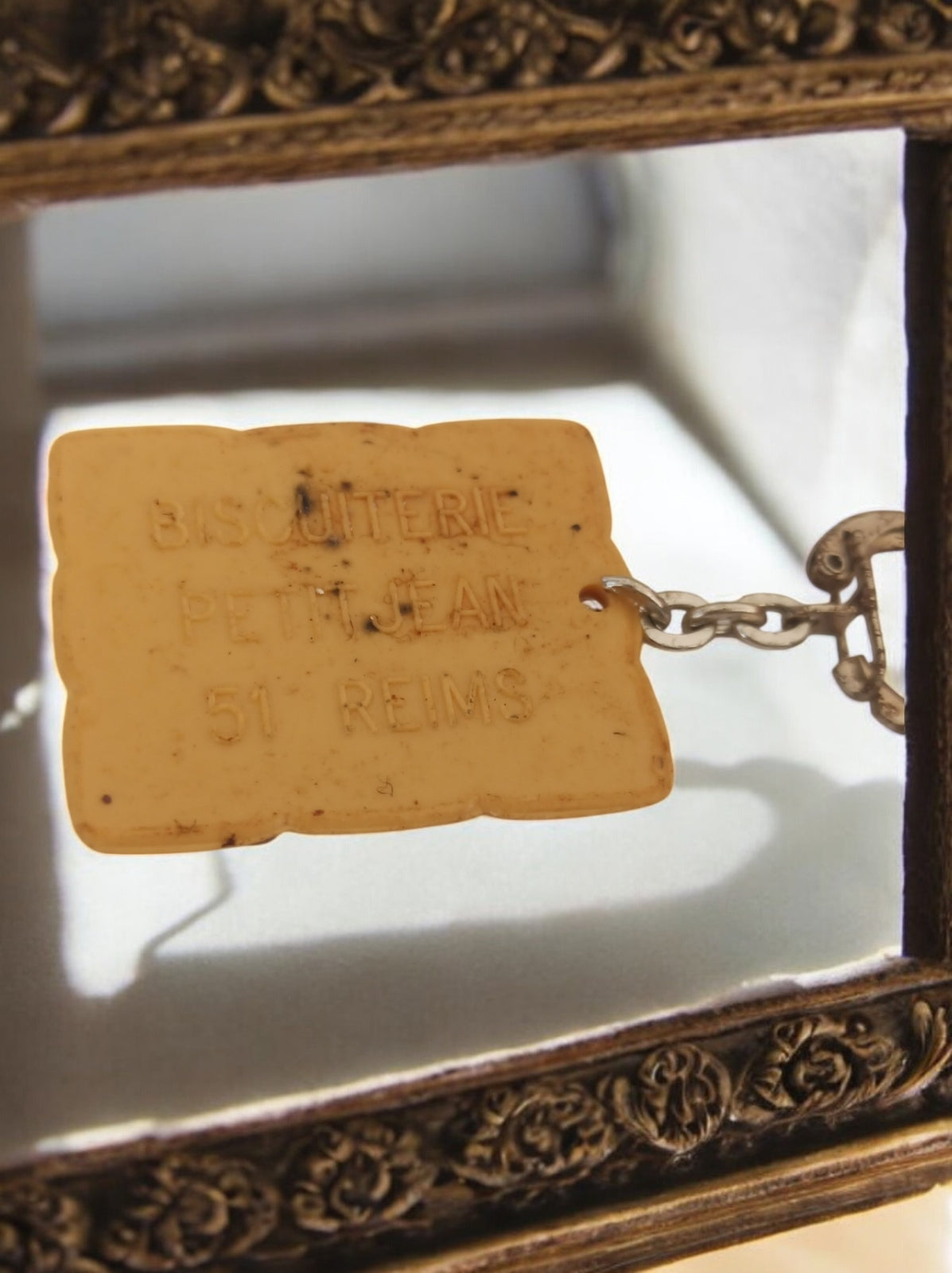 Porte-clés publicitaire Biscuiterie Petit Jean - Objet Vintage Collector