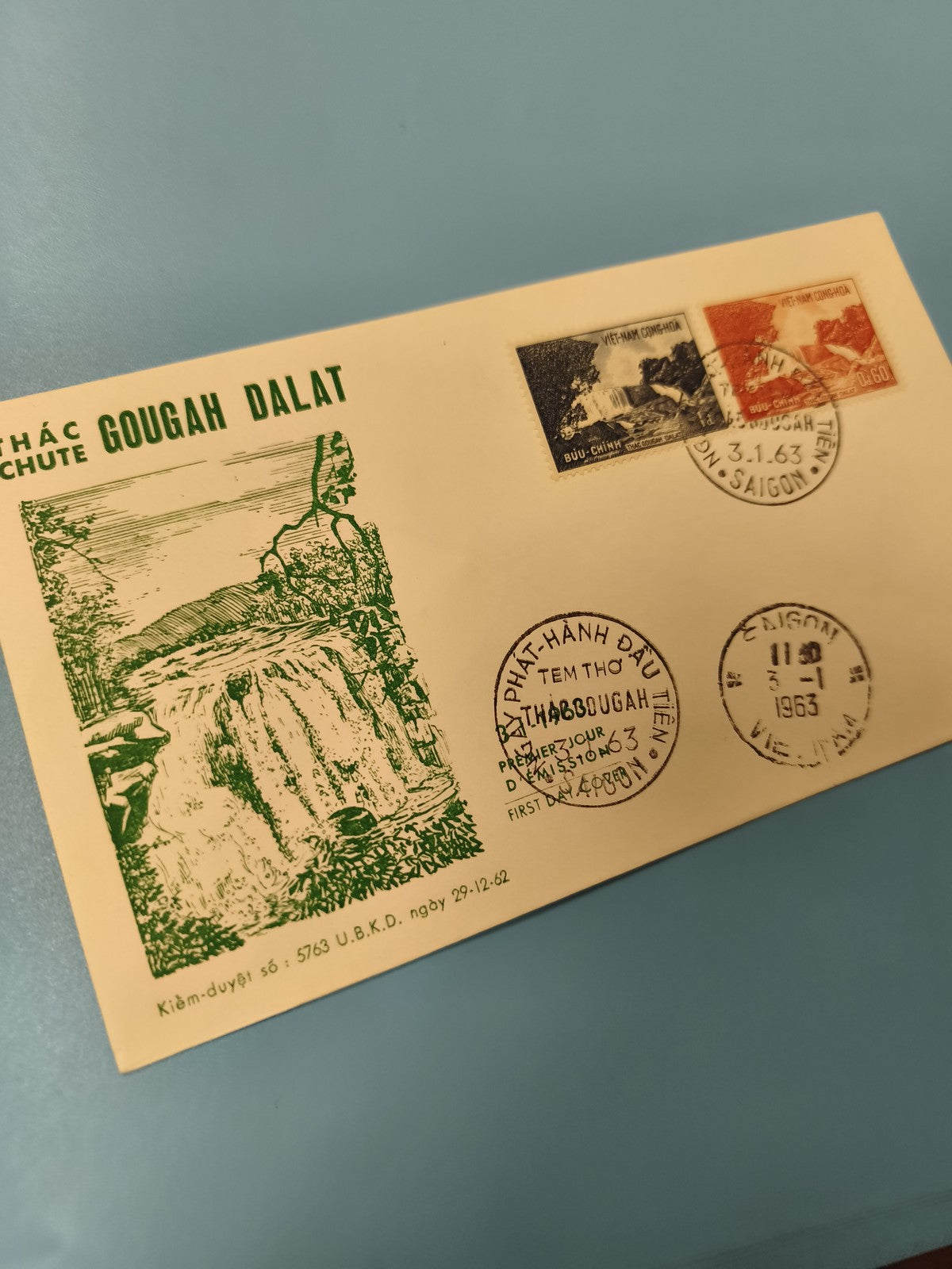 Ancienne enveloppe FDC Vietnam 1963 Gougah Dalat timbres illustrés collection