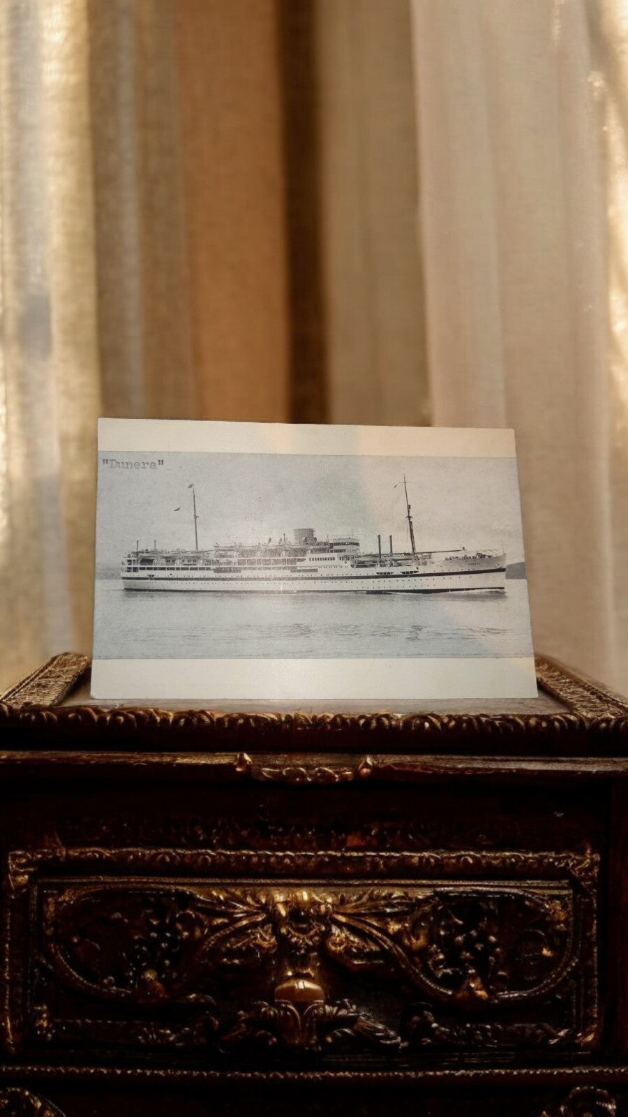 Carte postale ancienne navire Dunera paquebot maritime vintage noir et blanc
