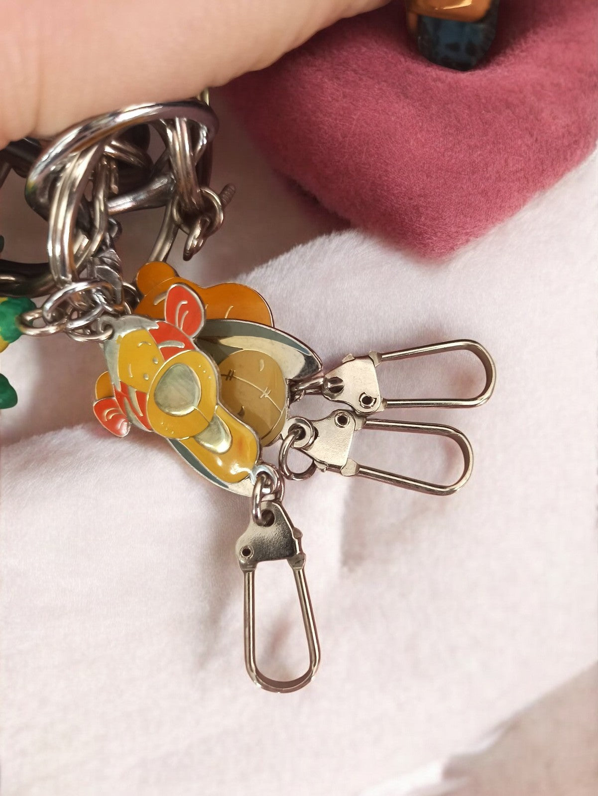 Porte-clés Disney vintage Tigrou ancien, métal émaillé rétro rare