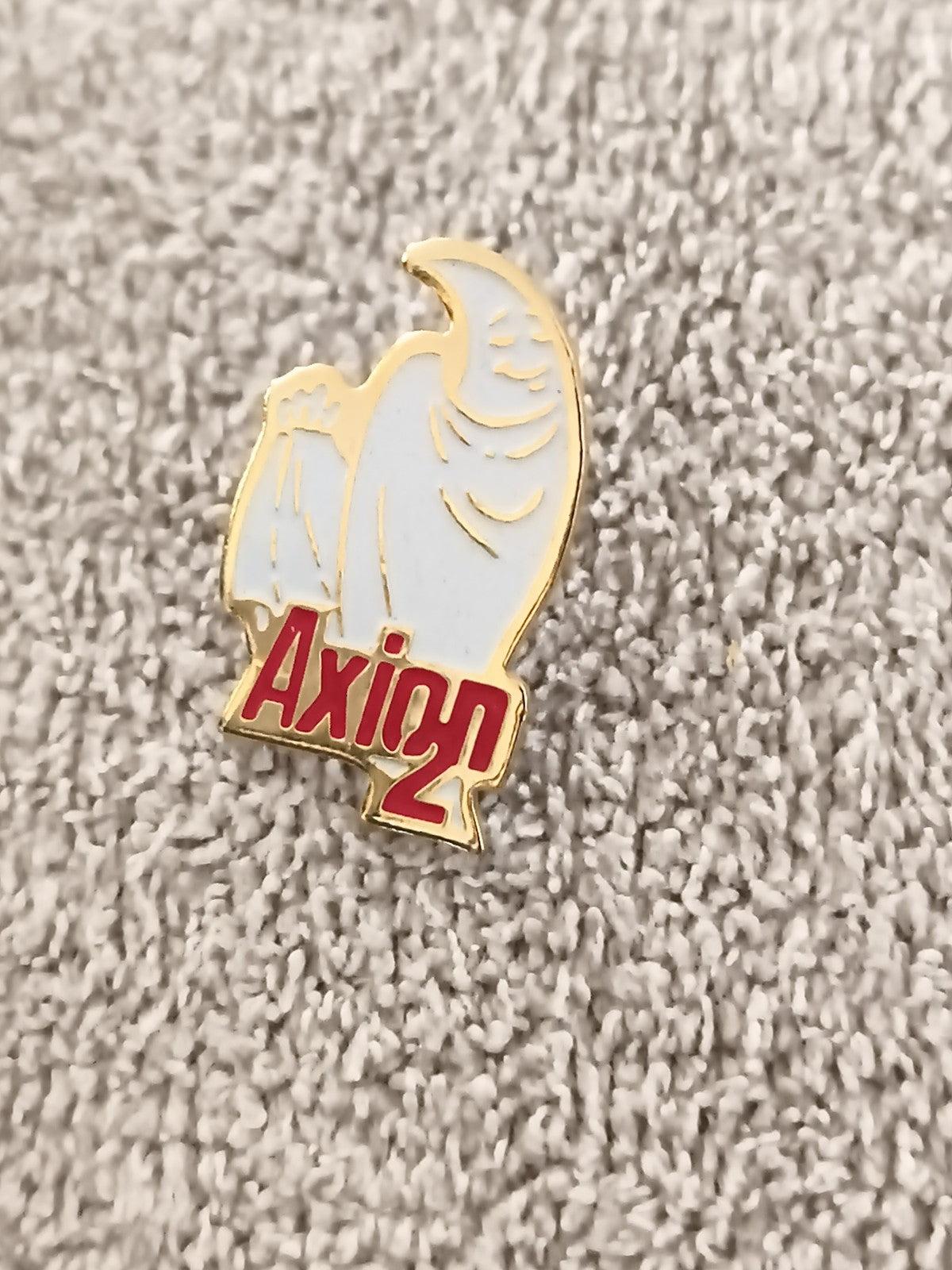 Pin's vintage Axion 2 coq doré émaillé badge ancien publicité (Ref 4)