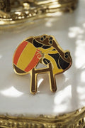 Pin's vintage Kodak percussionniste émaillé couleur années 90 badge photo
