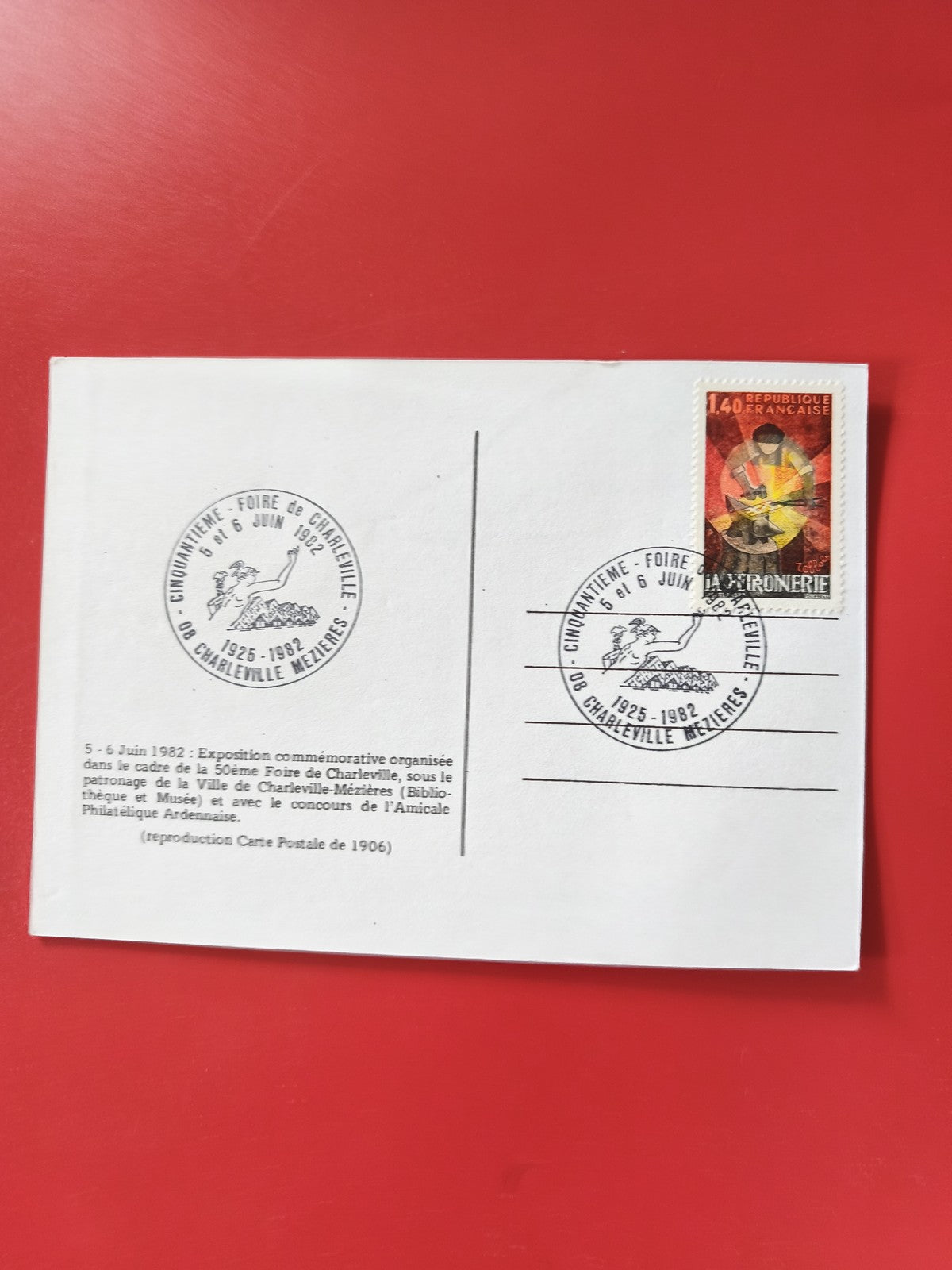 Carte postale philatélie Charleville-Mézières 1982 timbre et cachets visibles