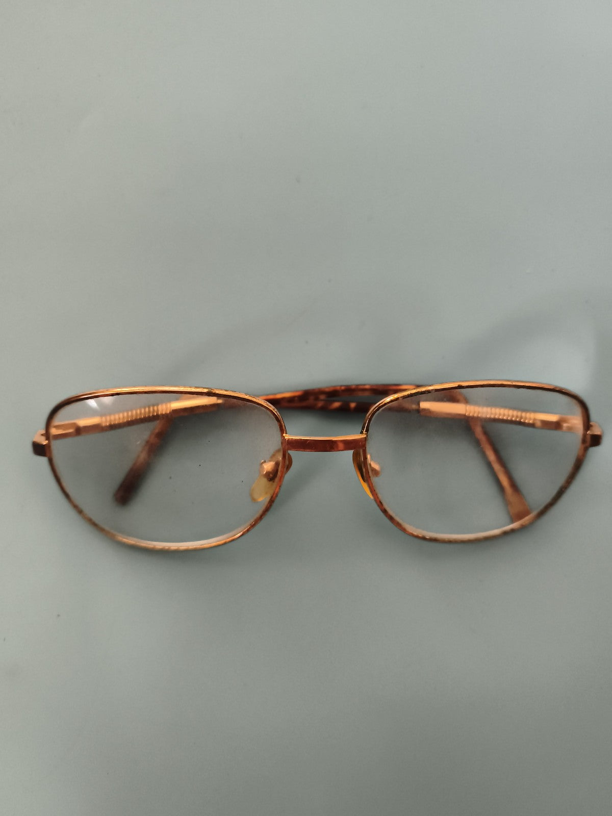 Paire de lunettes anciennes années 1930 monture dorée vintage rétro optique