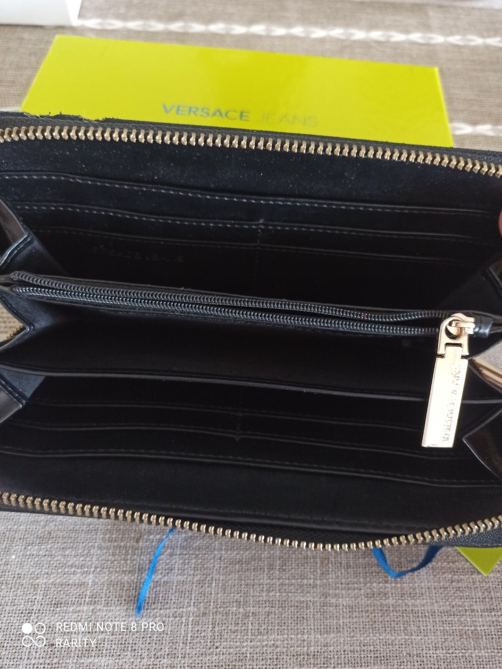 Portefeuille femme Versace Jeans noir zippé avec boîte et étiquette d?origine