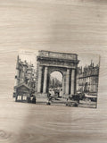 Ancienne carte postale Bordeaux Porte Bourgogne CPA noir et blanc vintage