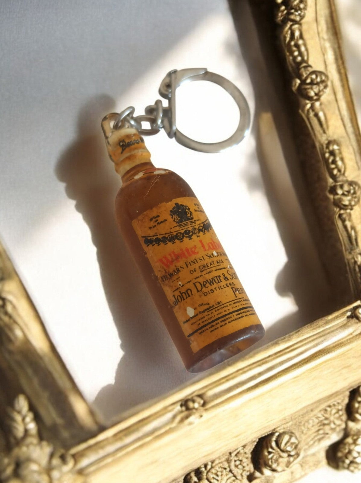 Porte-clés bouteille Dewar?s Whisky publicitaire vintage France alcool